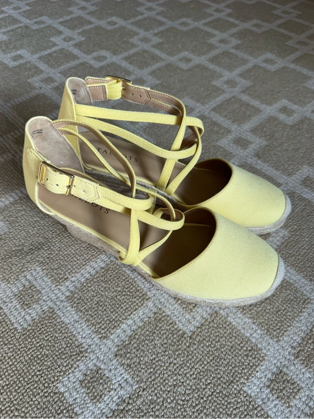 Talbots Lyndsay Strappy Espadrille Wedge Sandals Lemon Chiffon Yellow 9.5